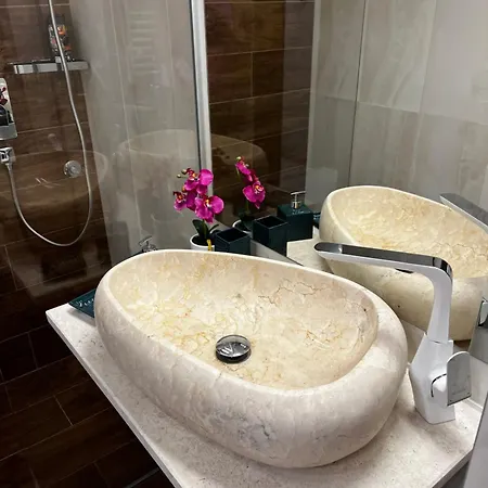 Luksuzni Stan U Starom Gradu,parking סראייבו