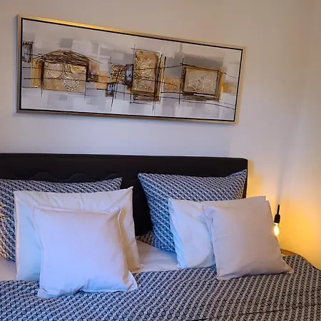 Luksuzni Stan U Starom Gradu,parking * Sarajevo